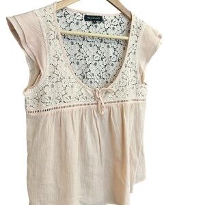 Talula S pastel Pink lace Embellished Tie Front baby doll  in EUC condition